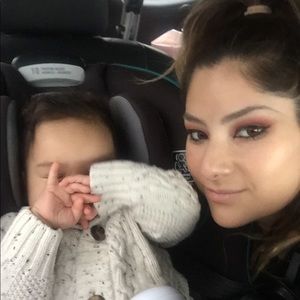 Meet your Posher, Viviana